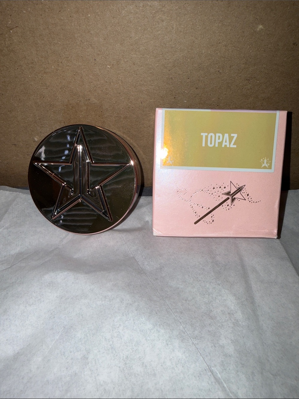 Jeffree Star Luminous Setting Powder - Topaz